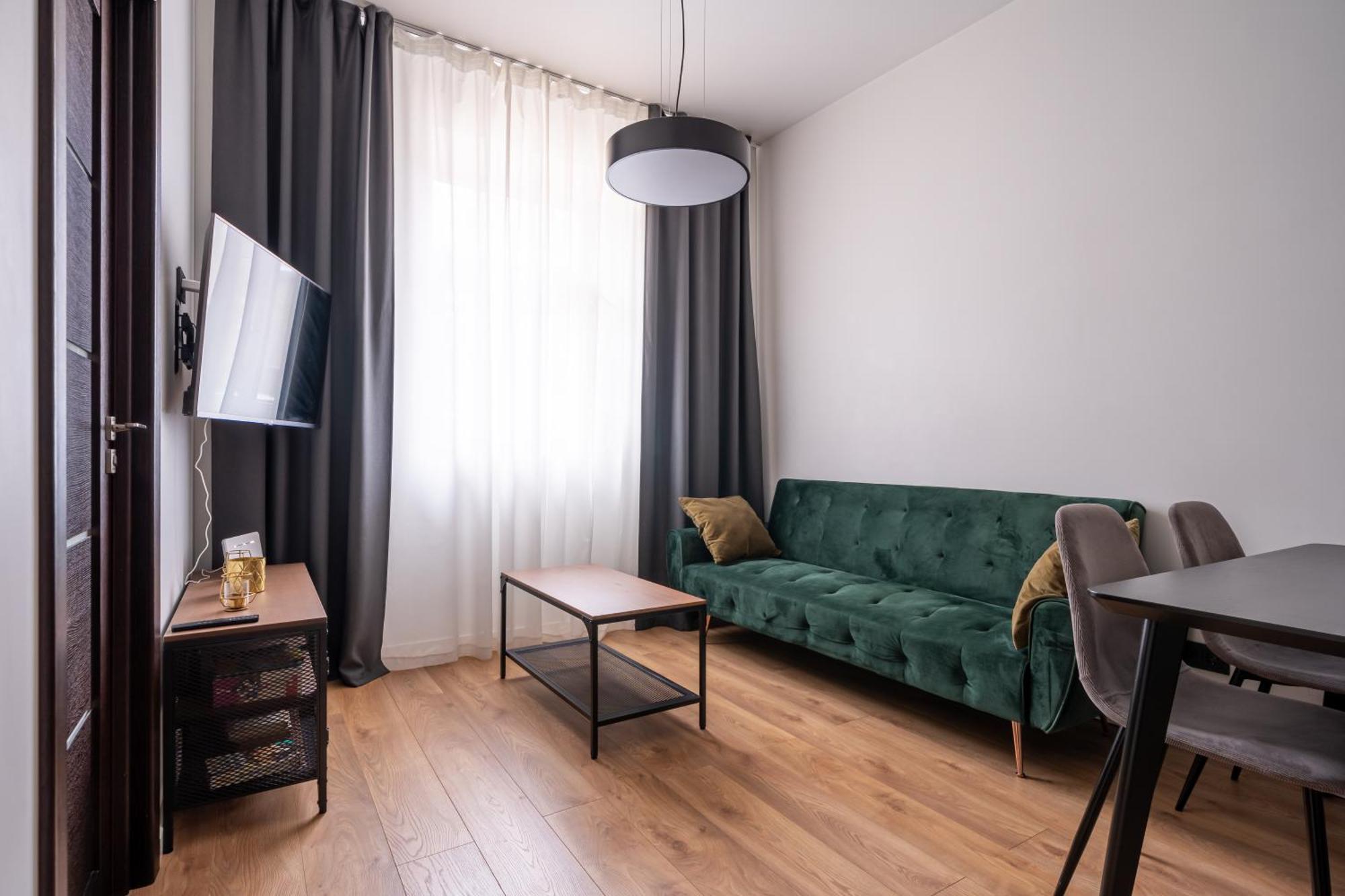 ריגה Lienes Iela Gem 1Br Apartment With Fireplace In Historic Unesco Center מראה חיצוני תמונה