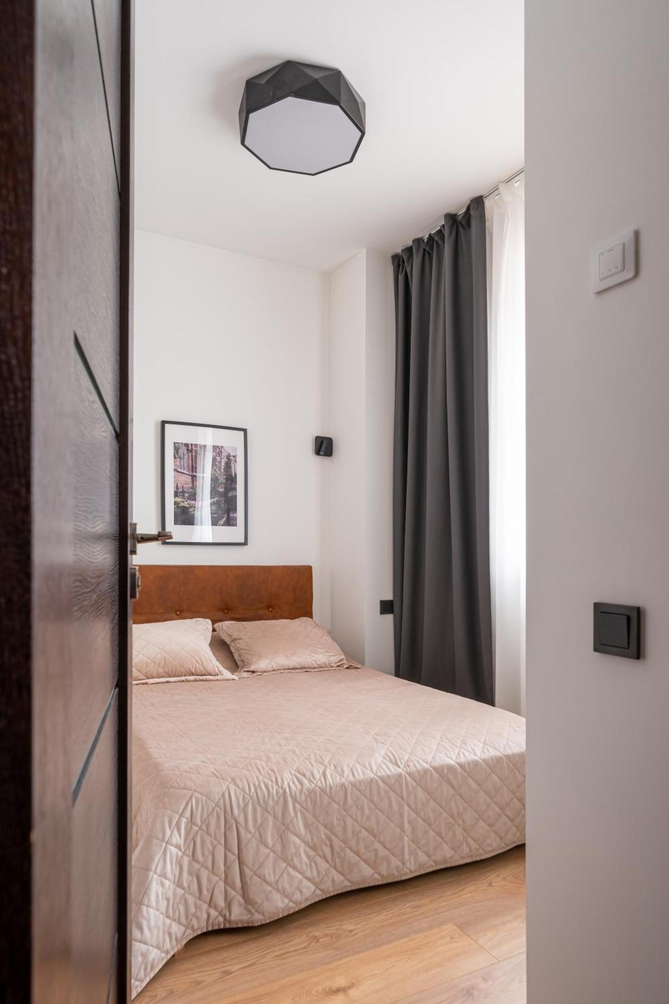 ריגה Lienes Iela Gem 1Br Apartment With Fireplace In Historic Unesco Center מראה חיצוני תמונה
